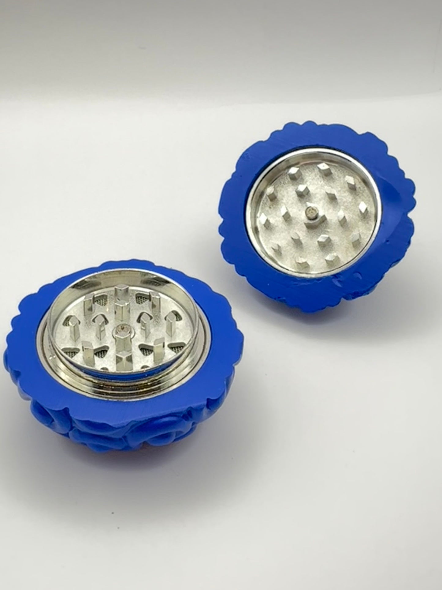 Teufelsfrucht Grinder 3-teilig – Kräuter & Tabakmühle aus Zinklegierung | Crusher für Gewürze & Tabak
